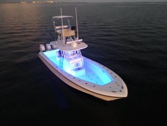 35' Bluewater 2009 Yacht For Sale